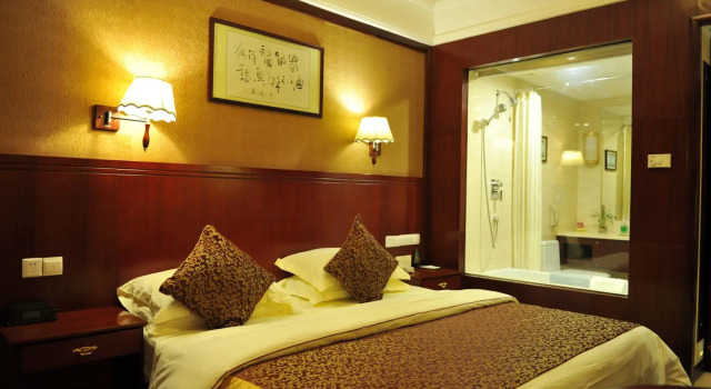 Kunming Zhong Huang Hotel, Rezerwuj Hotel Hotele w Kunming z parkingiem, Parking