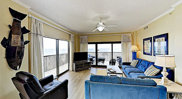 New Listing! Beachfront Corner-unit W/ Pools 3 Bedroom Condo, Prenota Appartamento Hotel a Alabama con piscina, Piscina