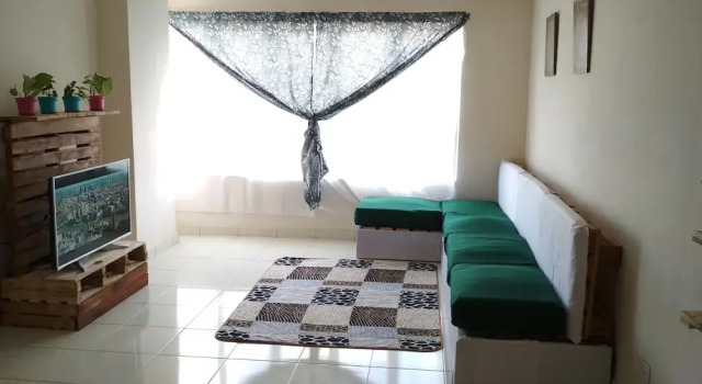 Cozy Broga Pallet TiaraEast