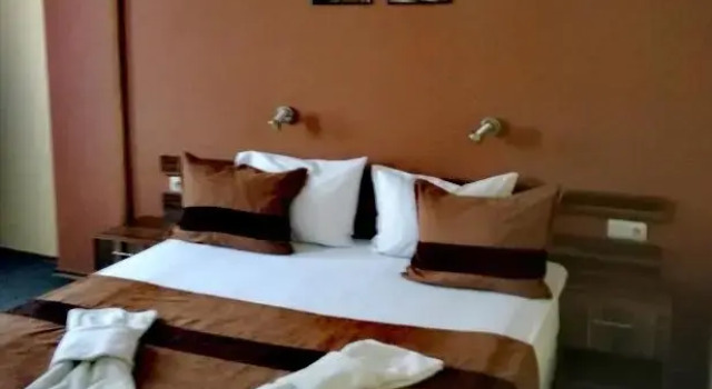 Полулюкс Hotel Mizia
