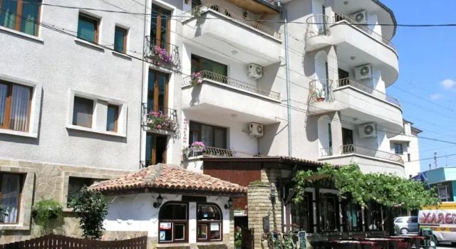 Hotel Perla, Забронировать Отель Равда регион Солнечный берег