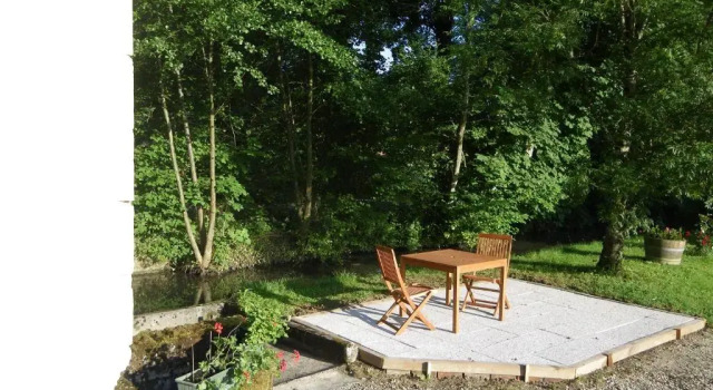 La Petite Varenne, Book Hotel Turny 