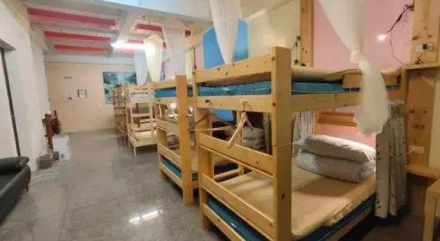 Miaoli Sanyi Travelling Homestay, Book Hotel Billige hoteller i Miaoli County
