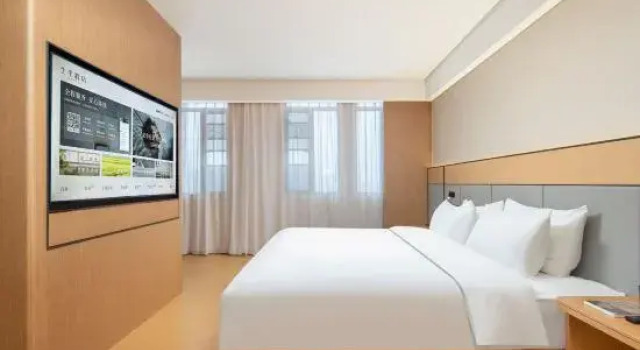 Люкс Deluxe JI Hotel (Ji'an Renmin Square)