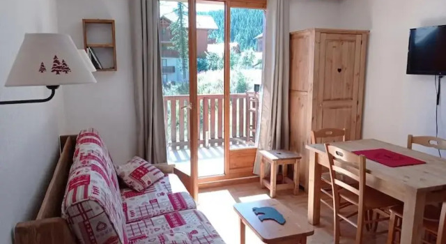 Appartement Cosy 5 Personnes Pres Des Pistes, Забронировать Апартаменты/квартира Отели Пюи-Сен-Венсан с бассейном, рядом с Горнолыжный курорт Пюи Сен-Венсан, Бассейн