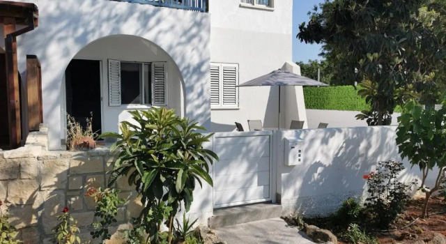 Paphos Gardens Apartment