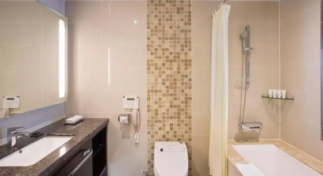 Run of House I Square Hotel