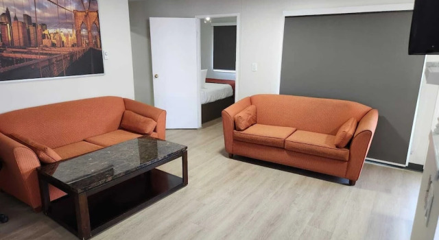 Люкс Executive Riverside Motel