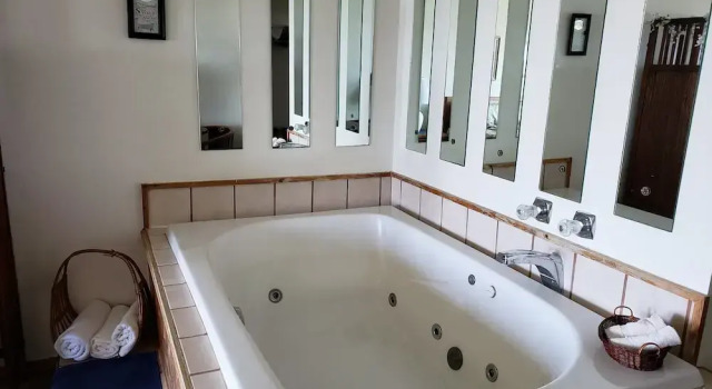 Двухместный номер Standard рядом с пляжем Algoma Beach Motel