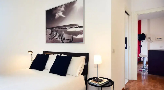 Urban District Milan Navigli With Terrace, Book Hotel Hoteller i Famagosta med parkering, Parkering