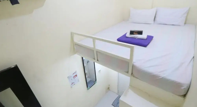 Номер Standard Kamar Keluarga Jelambar Syariah