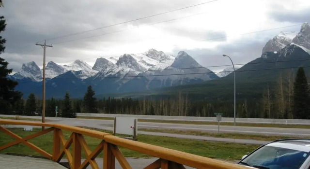 Park Gate Chalets, Boek Chalet Harvie Heights Alberta