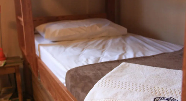 Кровать в общем номере Mama Africa Hostel