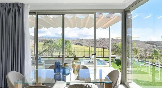 Los Dragos Salobre Golf Villas 3 by VillaGranCanaria, Забронировать Отель Отели Салобре с парковкой, рядом с Гольф-курорт Salobre, Парковка
