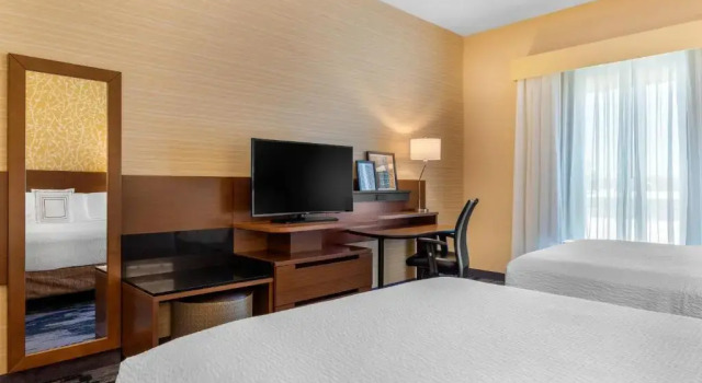 Двухместный номер Standard Fairfield Inn & Suites by Marriott Mebane