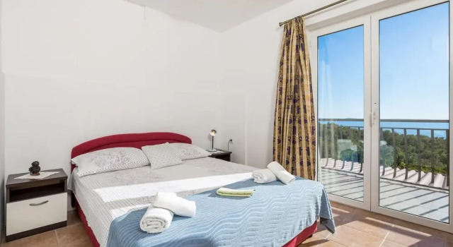 Beautiful Home in Jablanac With Wifi and 5 Bedrooms, Rezerwuj Hotel  