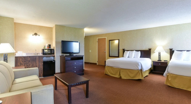 Двухместный семейный люкс Best Western Branson Inn and Conference Center