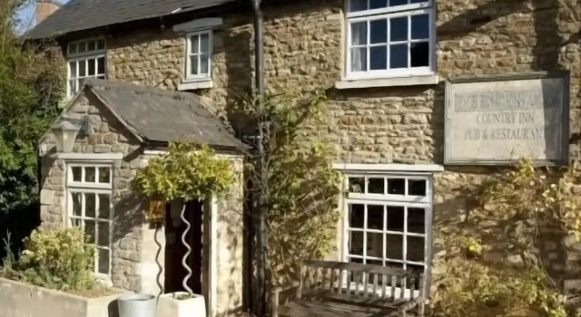 Finchs Arms, Book Guesthouse Oakham Leicestershire