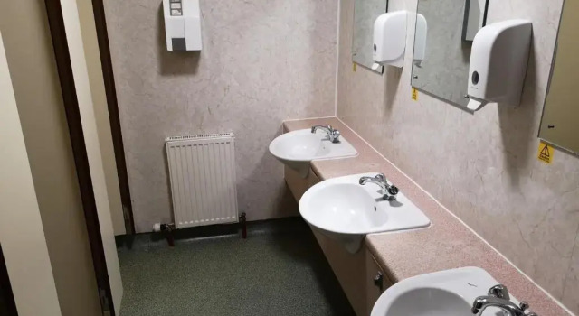 Кровать в общем номере (мужской номер) Inverness Youth Hostel