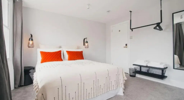 D8 - Shoreditch, Забронировать Отель Отели Лондона 4 звезды, рядом с St. Leonard Church, 4*