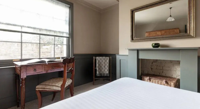 Northchurch Terrace by Onefinestay