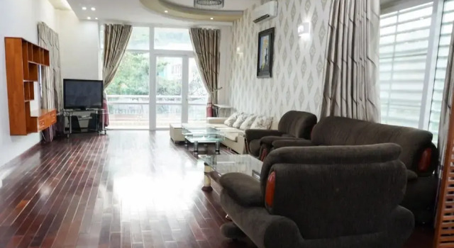 F5 Villa, Забронировать Вилла Отели Вунгтау с парковкой, рядом с Статуя Иисуса Христа, Парковка