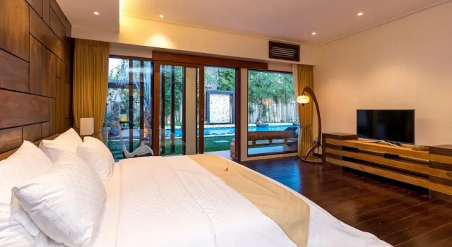 CC Villa Seminyak by Nagisa Bali, Забронировать Вилла Бизнес-отели Denpasar Municipality, 4* 5*