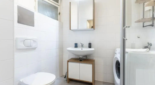 Апартаменты Comfortable studio in the heart of Vienna