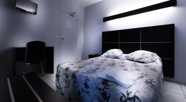 Двухместный номер Standard Hotel du Globe 18