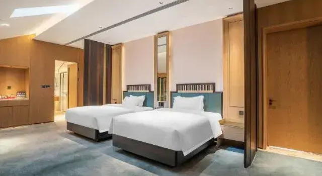 Люкс Premier Peninsula Hotel - Anning