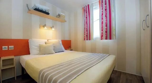 Camping Marvilla Parks - Clos Cottet, Rezerwuj Pole kempingowe Kempingi i glamping w Angles, Pole kempingowe