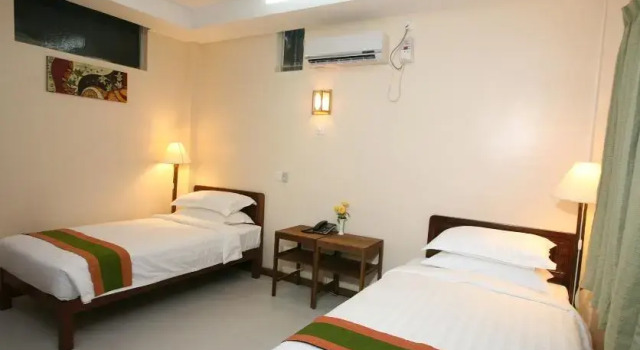 Люкс Business Hotel June Business Bed Breakfast
