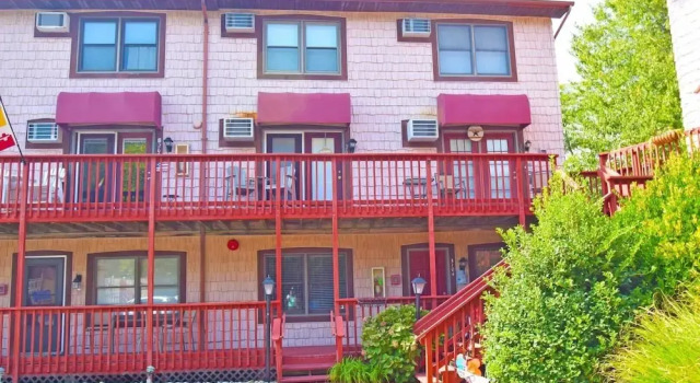 Nanticoke Square 207b 2 Bedroom Townhouse by RedAwning