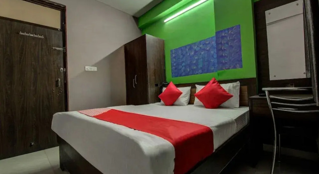 OYO 23108 Hotel Bagga Vilas