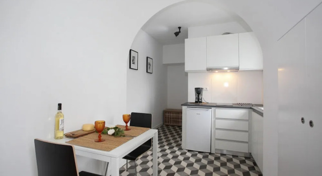 Семейный люкс c 1 комнатой с видом на сад Place Of Moments Urban-Suites