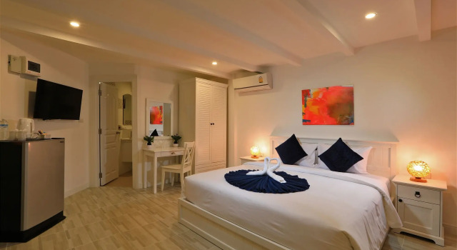 Kata White Villas