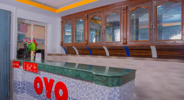 OYO 243 Saypatri Guest House, Забронировать Гостевой дом Отели Балладью с завтраком, Завтраки