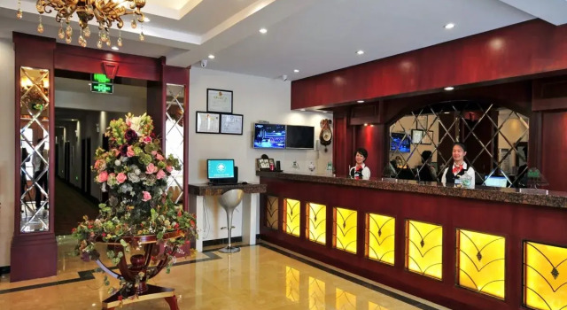 GreenTree Inn Zhangjiakou Jinding Ci’er Mountain Road Business Hotel, Book Hotel Zhangjiakou Hebei