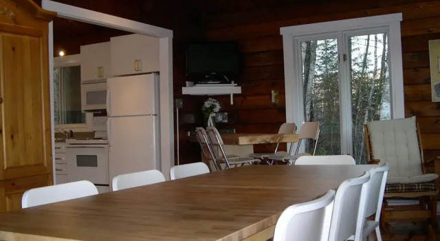 Chalets des Pins, Rezervasyon Şale Rawdon otoparklı oteller, Otopark