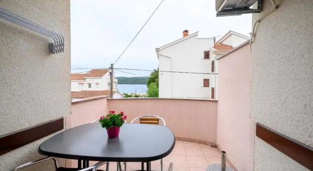 Апартаменты c 1 комнатой с балконом и с видом на море Stela Apartments