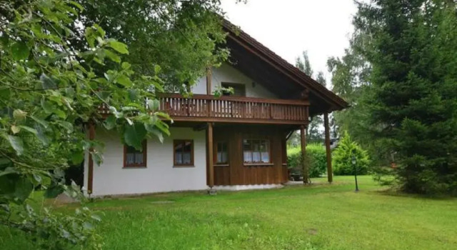 Коттедж с 4 комнатами Ferienhäuser In der Waldperle
