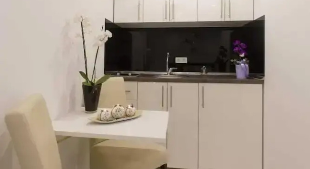 Апартаменты Apartments Aida "Newly Renovated"