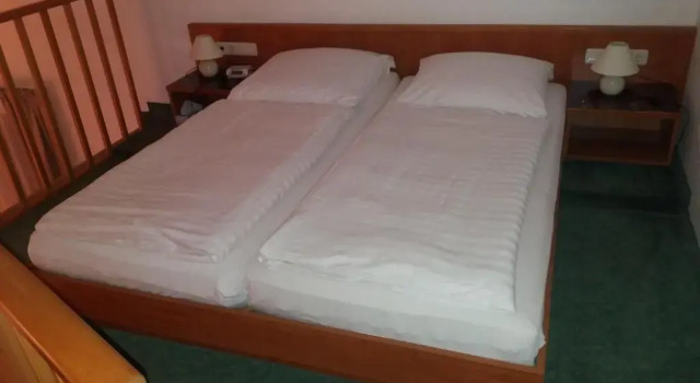Люкс Altes Wirtshaus Fördergersdorf Bed & Breakfast