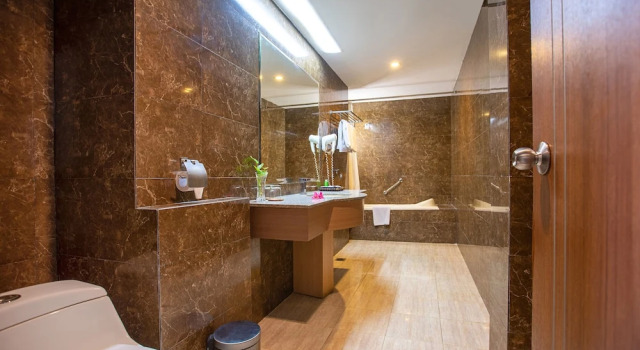 Люкс с видом на воду Wiltop Hotel Jambi