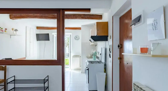 ALTIDO Great Flat with Balcony & Sea View near Beach