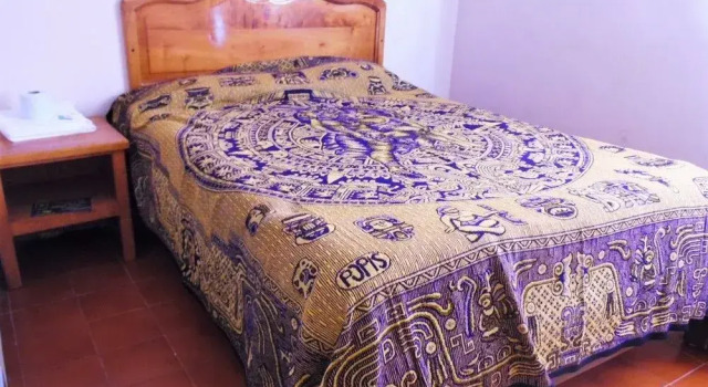 Hotel del Centro, Rezerwuj Hotel Ciudad de Nanacamilpa Meksyk
