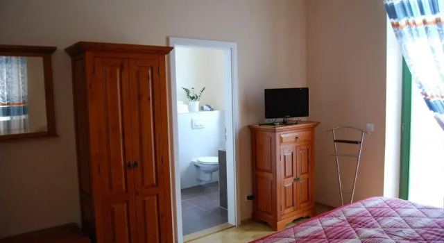 Hotel Burghof Görlitz, Varaa Hotelli Görlitz 