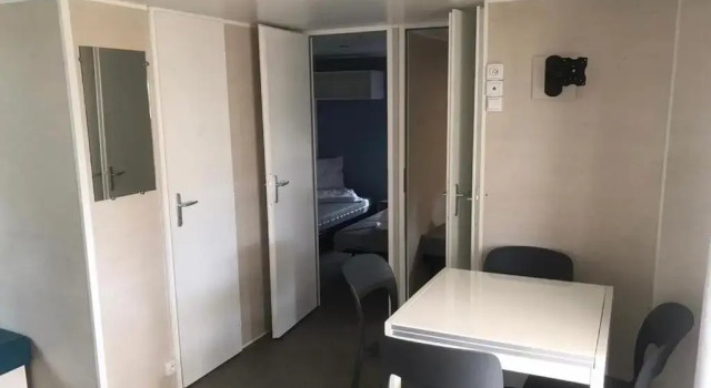 Mobilhome 6 Pers Dans Camping Avec Piscine, Rezervovat Kemp Hotely v Vias s bazénem, Bazén