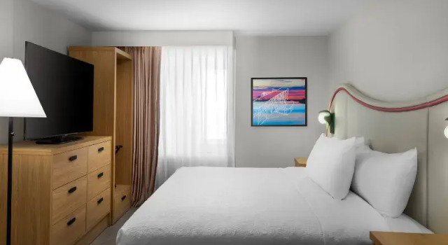 Полулюкс Home2 Suites by Hilton Outer Banks Kill Devil Hills