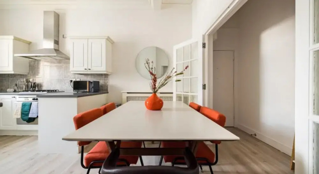 The Sussex Garden Retreat - Elegant 2bdr Flat, Varaa Huoneisto Asunnot kohteessa Merseyside, Huoneisto